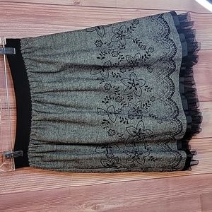 Studio 253 Small Skirt